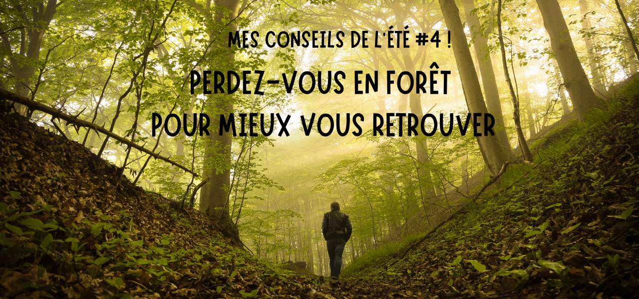 personne marchant dans la forêt