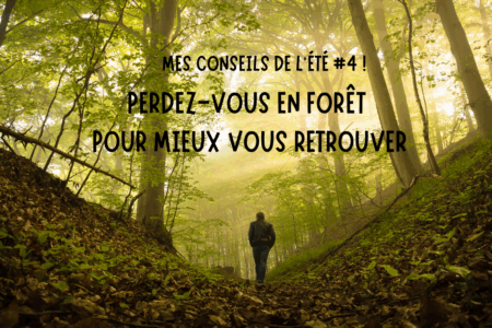 personne marchant dans la forêt